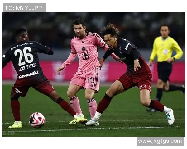 日本著名足球球星成长历程与辉煌成就全面解读